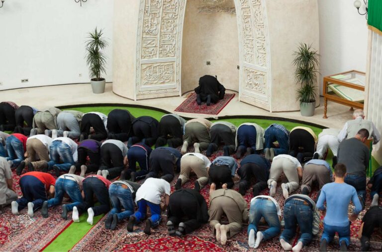 Alors que le ramadan se termine, faites duaa pour le hafidh de votre mosquée