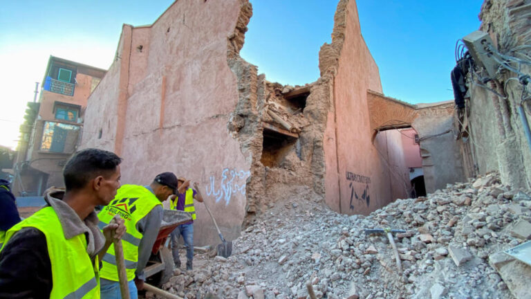 Des organisations caritatives musulmanes se précipitent pour aider le Maroc après le séisme dévastateur